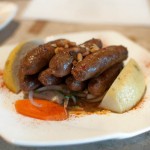 Makanek libanais traditionnel servi au restaurant Ehden à Paris